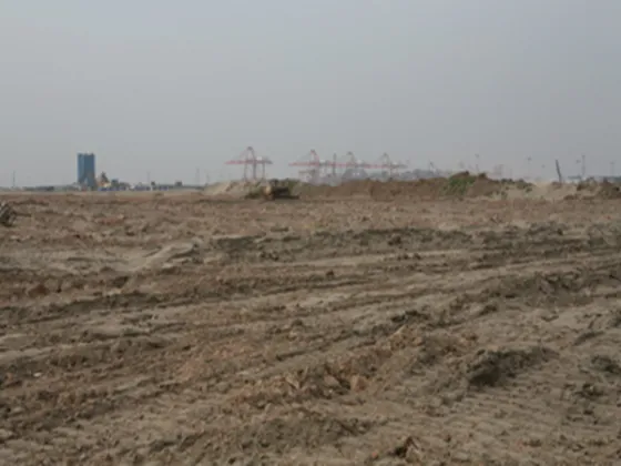 宅基地是松軟的地基怎么辦阿。