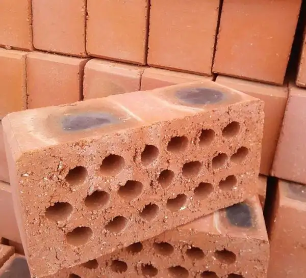 農(nóng)村自建房用空心磚的優(yōu)缺點。